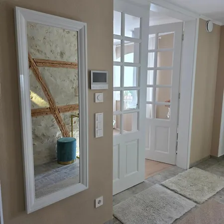 Appartement Kavaliershaus Wallerstein, Stilvolle Mit Privatparkplatz *