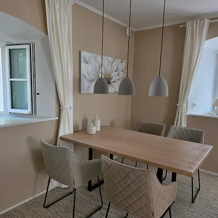 Kavaliershaus Wallerstein, Stilvolle Mit Privatparkplatz Apartman